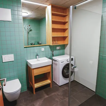 Boutique Nachhaltige Kuehlung Ueber Erdsonde Und Fussbodenkuehlung לוסטנאו